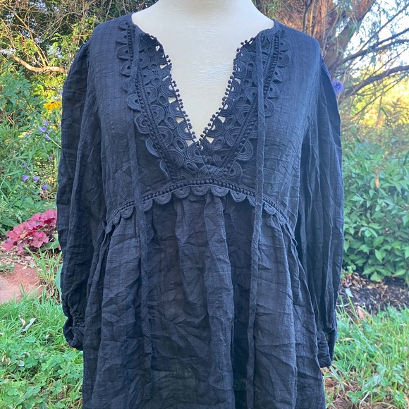 Max Studio Black Boho Lace Trim Peasant Top | Size Medium NWT - Picture 1 of 10